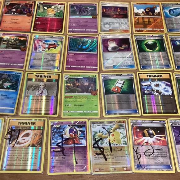 33 Holo and Reverse Holo Pokémon cards from 2007 through 2023 - Picture 1 of 10